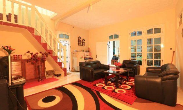 Ruang keluarga Risa Homestay